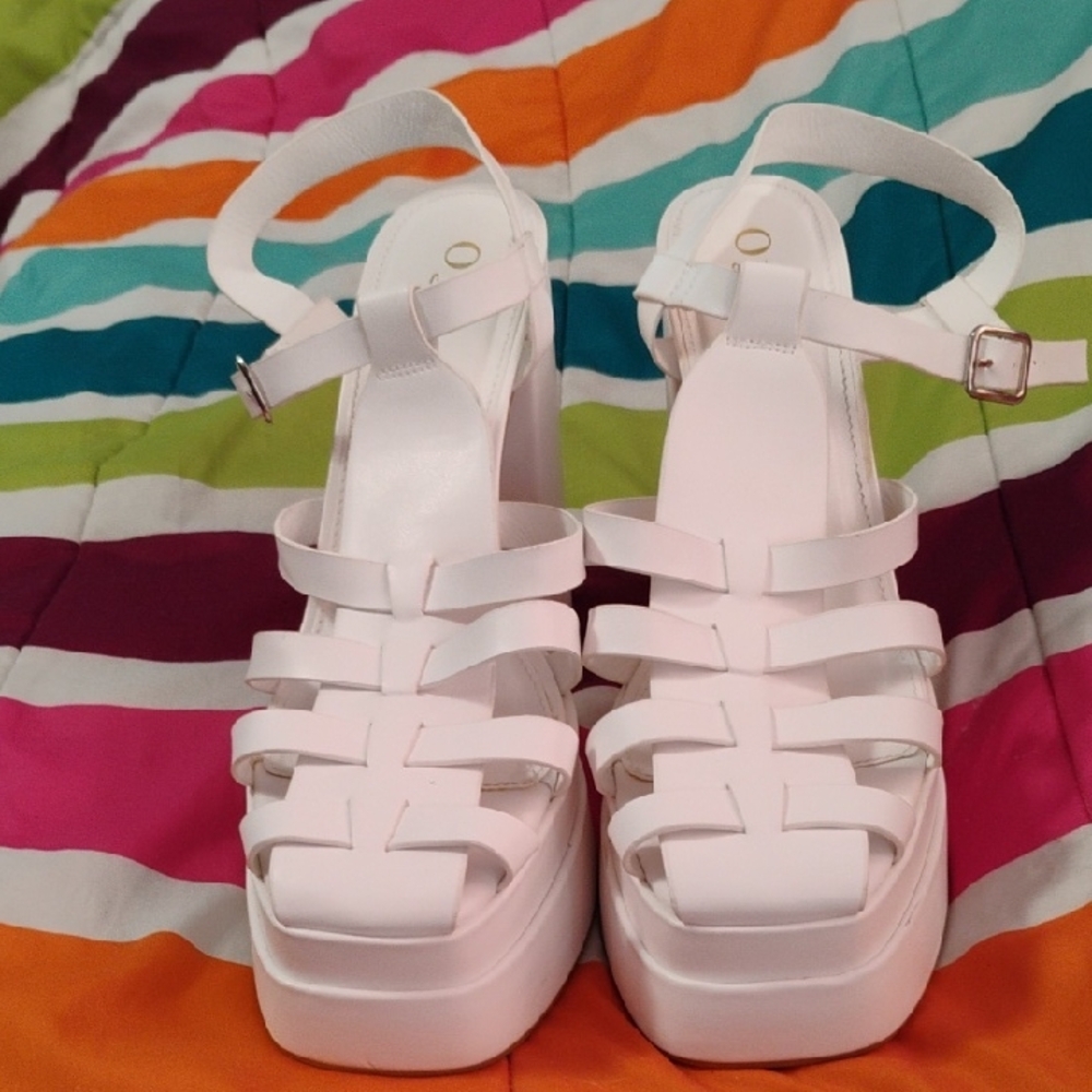 Elegant White Platform Sandals